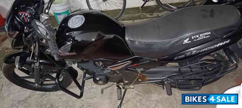 Black Honda Unicorn Black Honda Unicorn