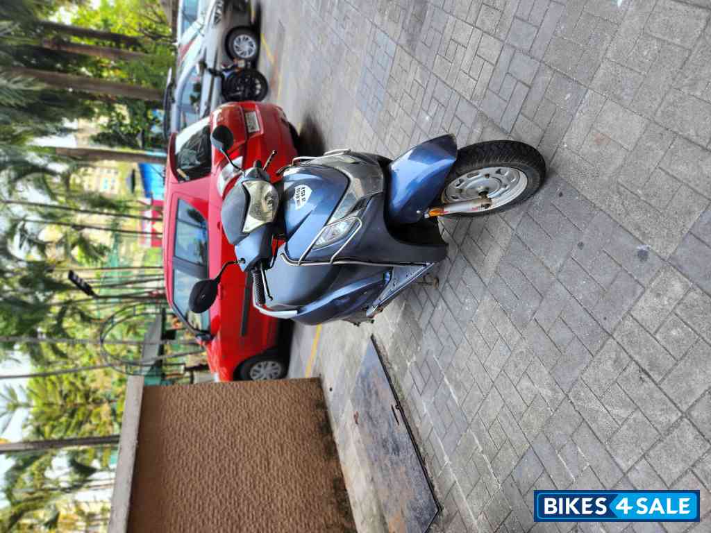 Grey Honda Activa 125 Grey Honda Activa 125