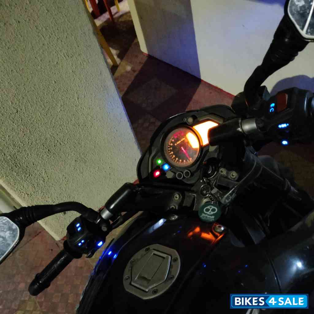 Bajaj Pulsar 200 NS Bajaj Pulsar 200 NS