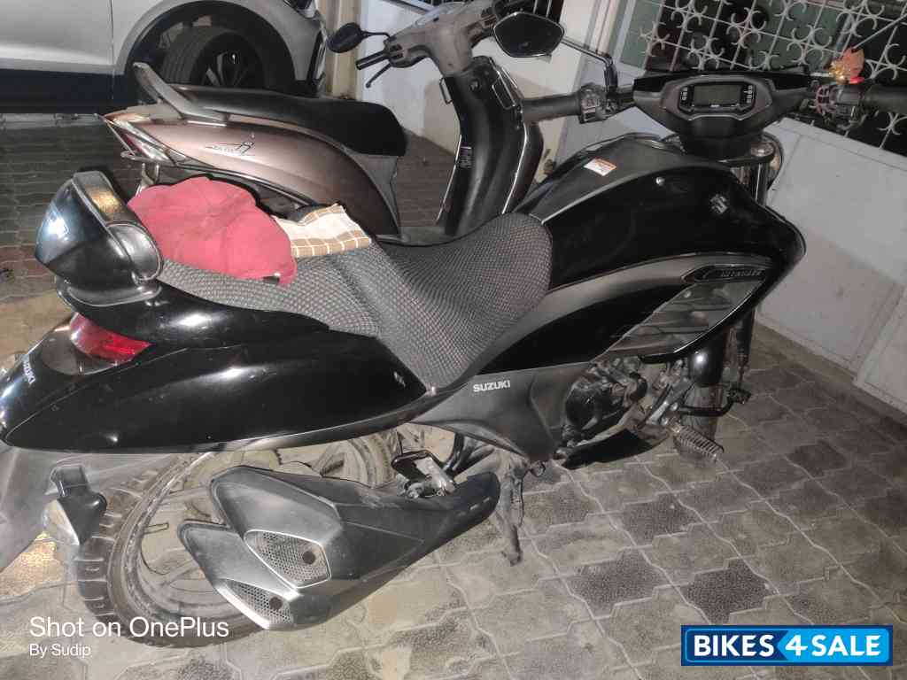 Suzuki Intruder 150 FI Suzuki Intruder 150 FI