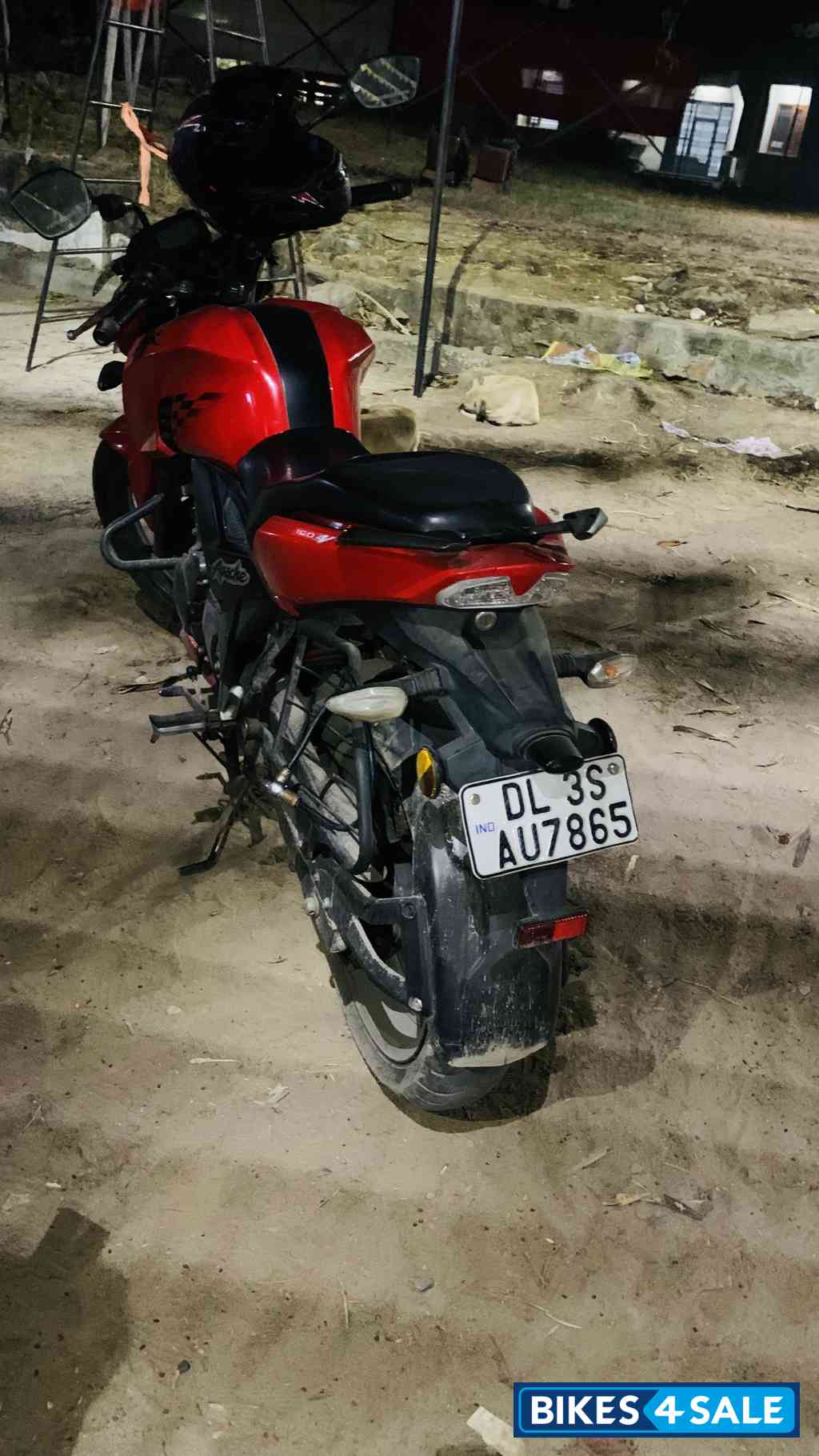 TVS Apache RTR 160 4V TVS Apache RTR 160 4V