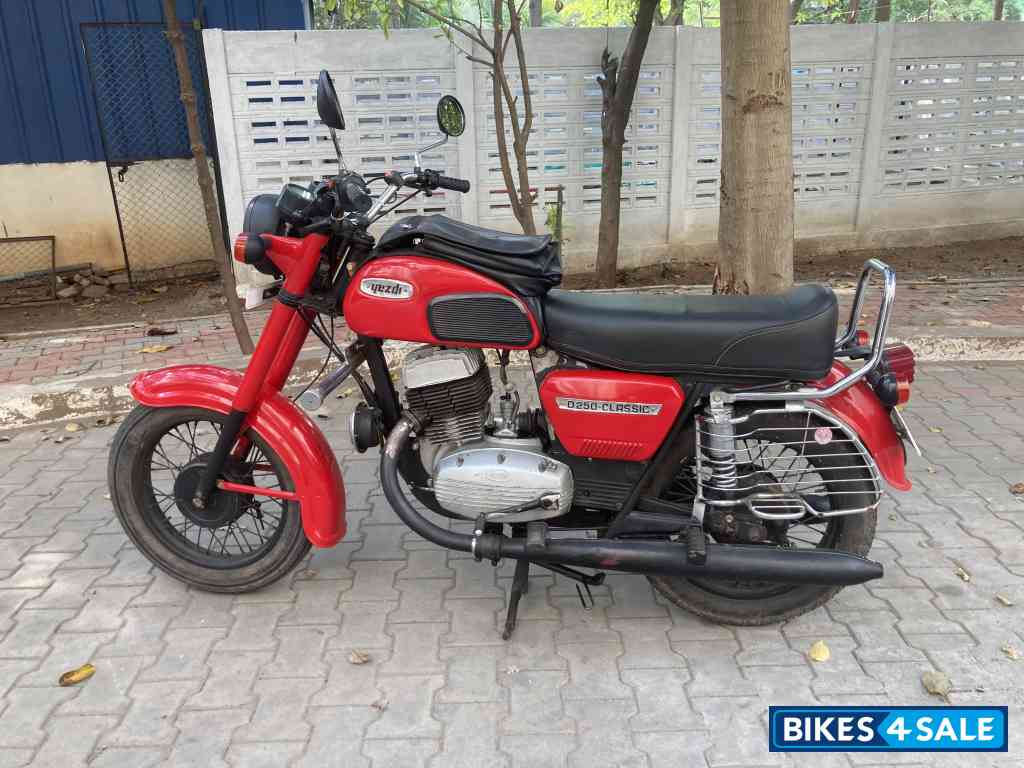 Ideal Jawa Yezdi Deluxe Ideal Jawa Yezdi Deluxe