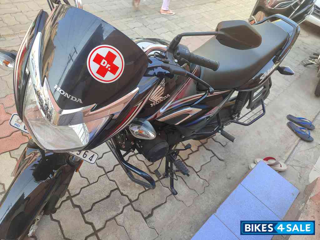 Black Honda Shine 125 Drum OBD2 Black Honda Shine 125 Drum OBD2