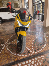 Yellow Hero Karizma XMR