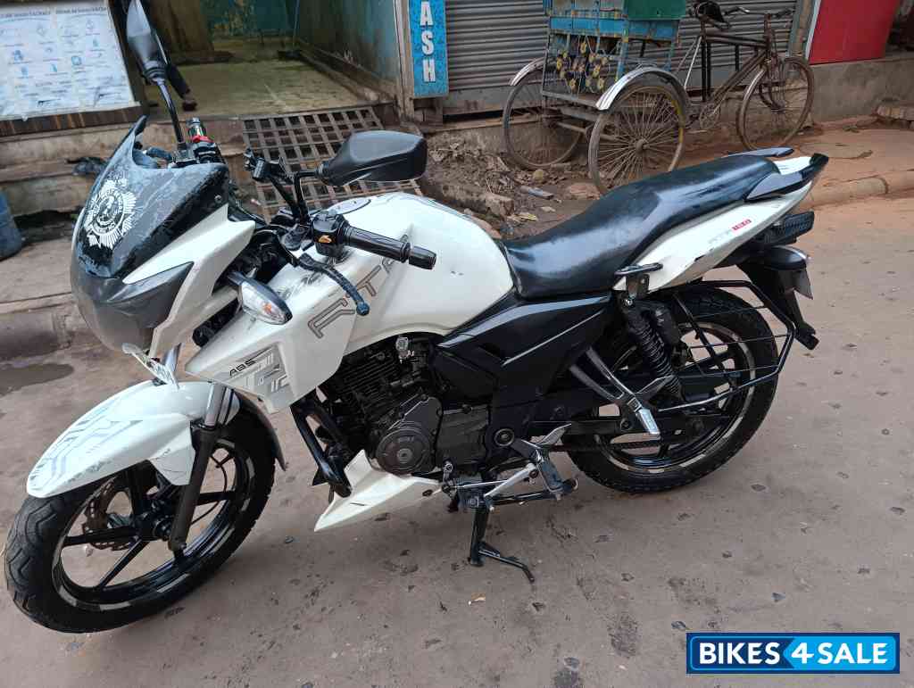 TVS Apache RTR 160 TVS Apache RTR 160