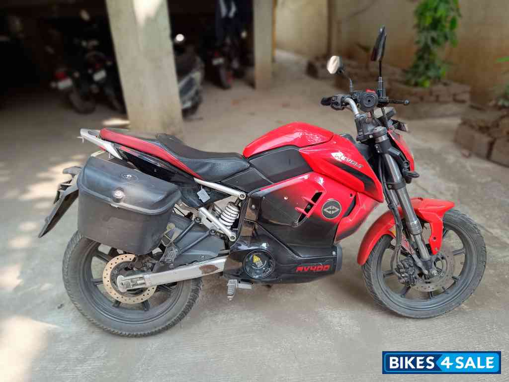 Red Revolt RV 400 Red Revolt RV 400