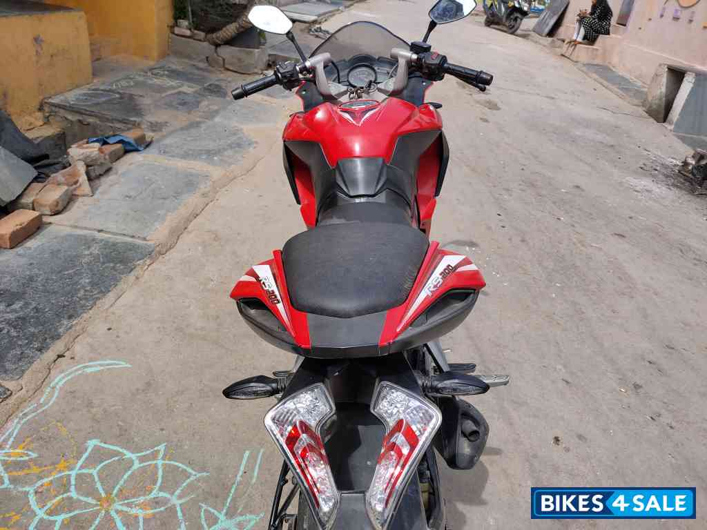Bajaj Pulsar RS 200 ABS Bajaj Pulsar RS 200 ABS