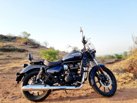 Royal Enfield Meteor 350 Stellar