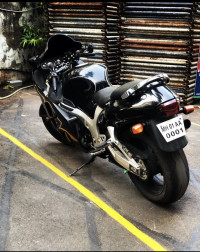 Black Suzuki Hayabusa