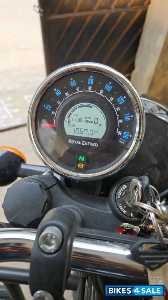 Stellar Black Royal Enfield Meteor 350 Stellar