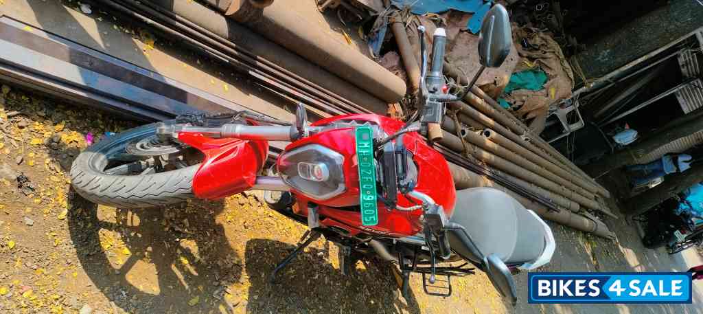 Revolt RV 400 Revolt RV 400