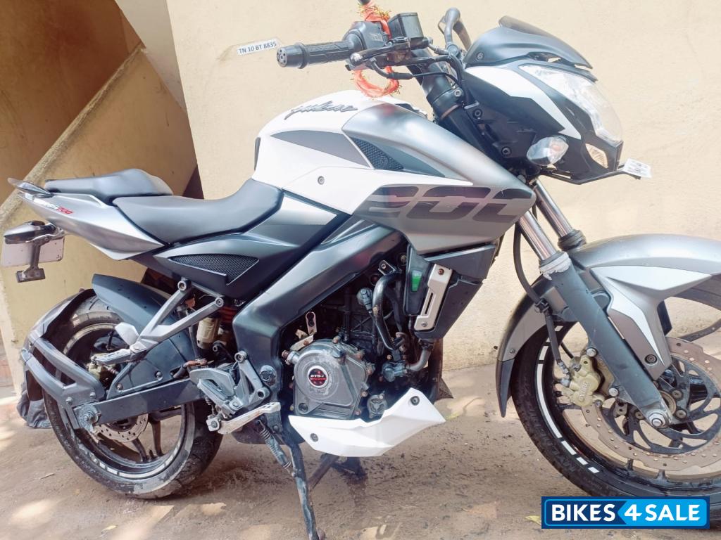 Bajaj Pulsar NS200 Bajaj Pulsar NS200