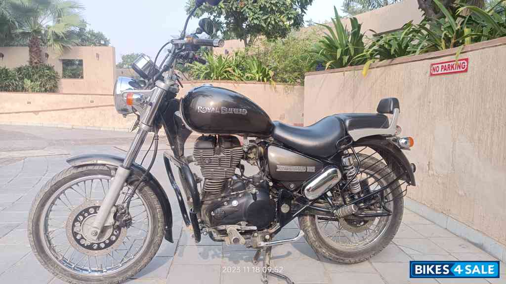 Lightning Royal Enfield Thunderbird TwinSpark 350 Lightning Royal Enfield Thunderbird TwinSpark 350