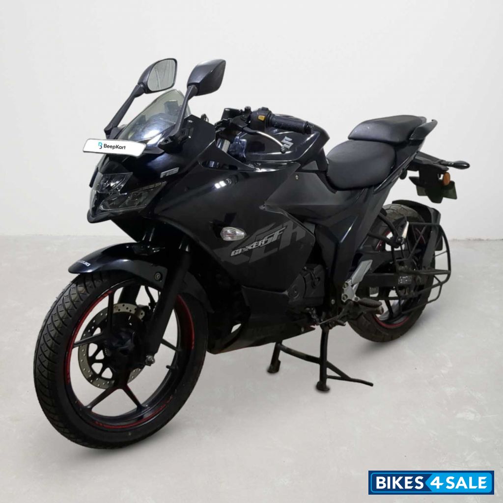 Suzuki Gixxer SF