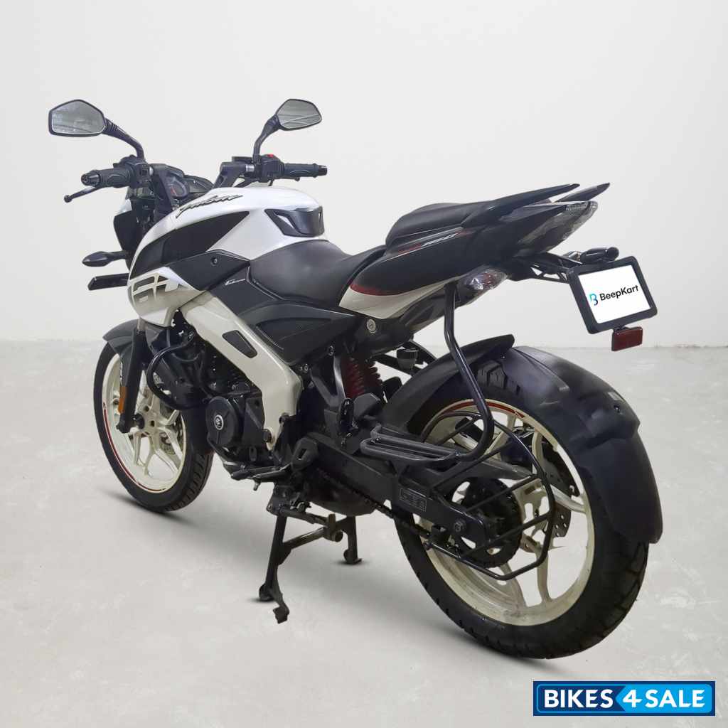 Bajaj Pulsar NS 160