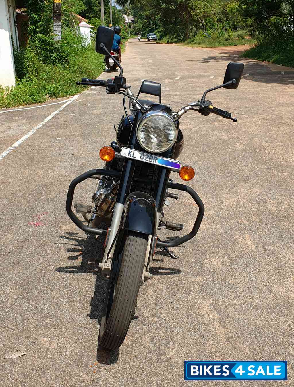 Black Royal Enfield Bullet 350 KS BS6 Black Royal Enfield Bullet 350 KS BS6