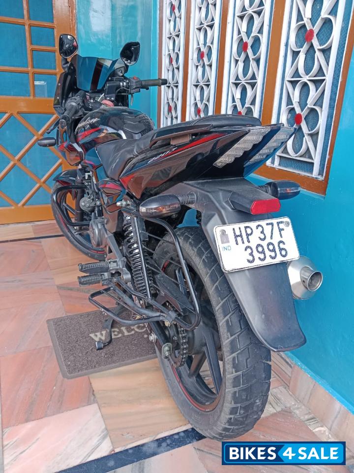 Bajaj Pulsar 220 DTSFi Bajaj Pulsar 220 DTSFi