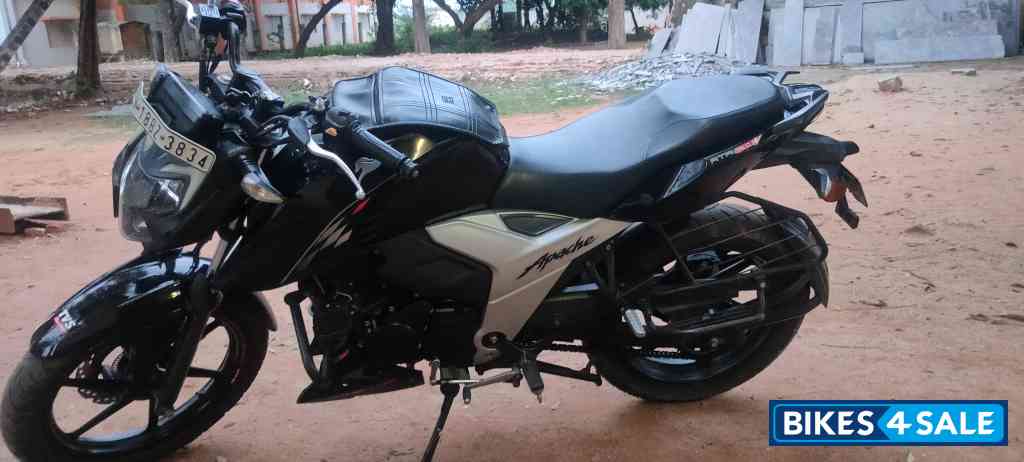 TVS Apache RTR 160 4V TVS Apache RTR 160 4V