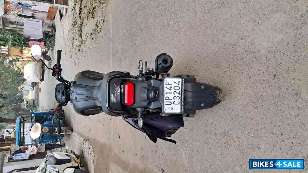 Black Yamaha FZ-X Black Yamaha FZ-X