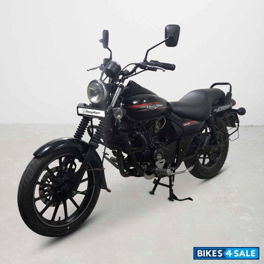 Bajaj Avenger Street 220