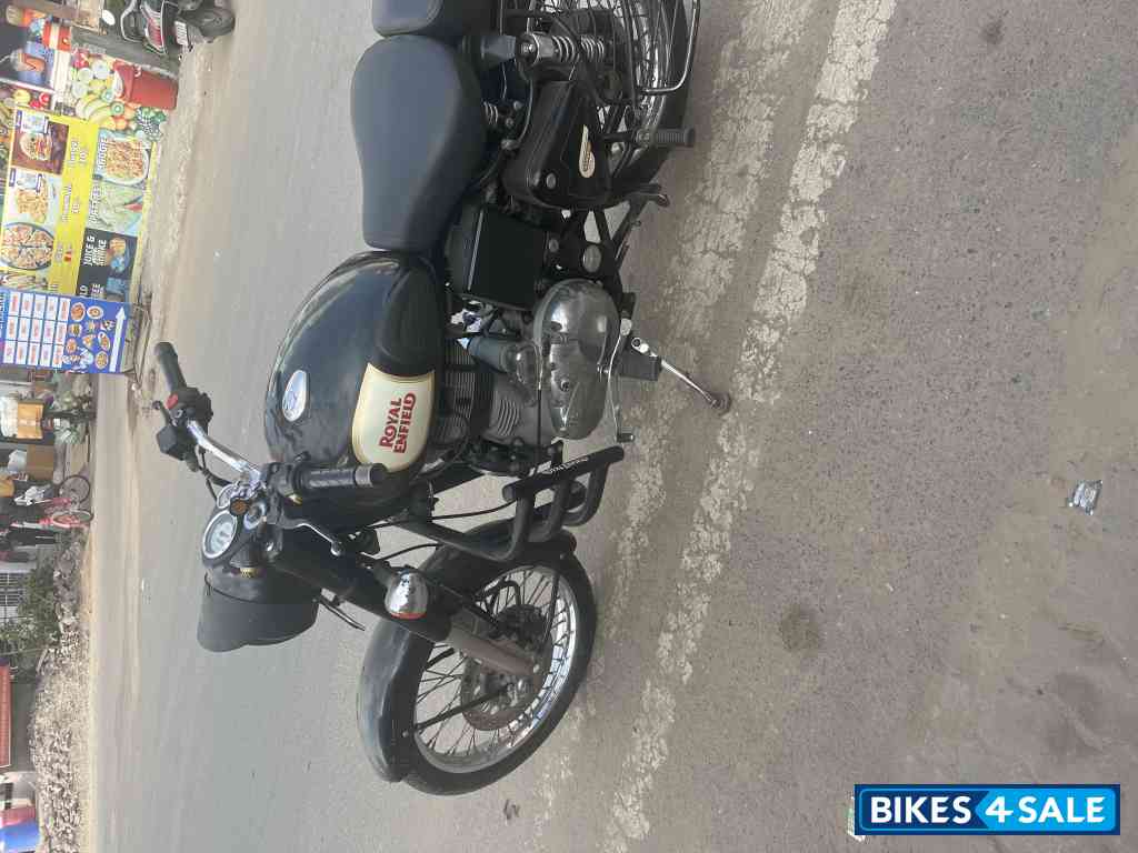 Royal Enfield Classic 350 Single Channel BS6 Royal Enfield Classic 350 Single Channel BS6
