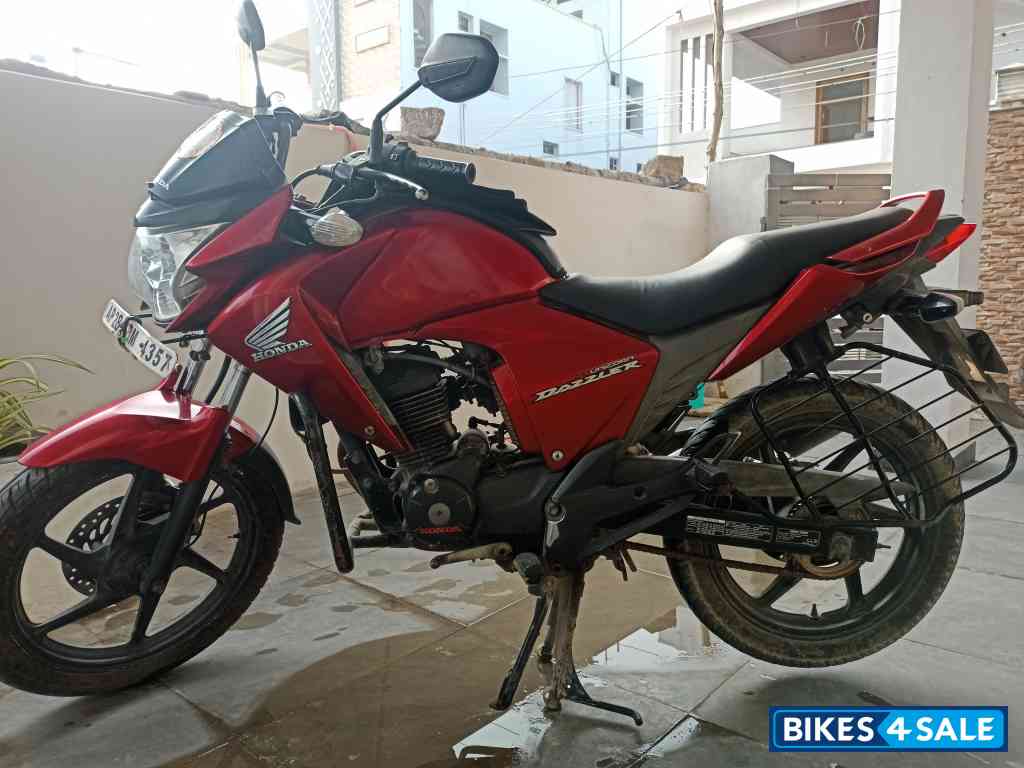 Maroon Honda Unicorn Dazzler Maroon Honda Unicorn Dazzler