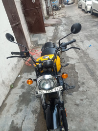 Yellow Royal Enfield Meteor 350 Fireball