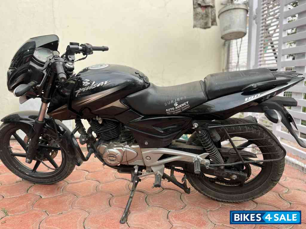 Bajaj Pulsar 180 DTSi Bajaj Pulsar 180 DTSi
