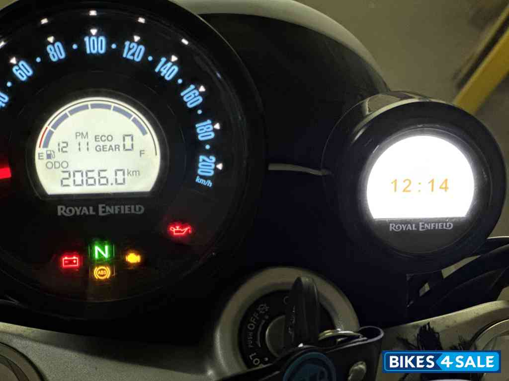 Astral Black Royal Enfield Super Meteor 650 Astral Black Royal Enfield Super Meteor 650