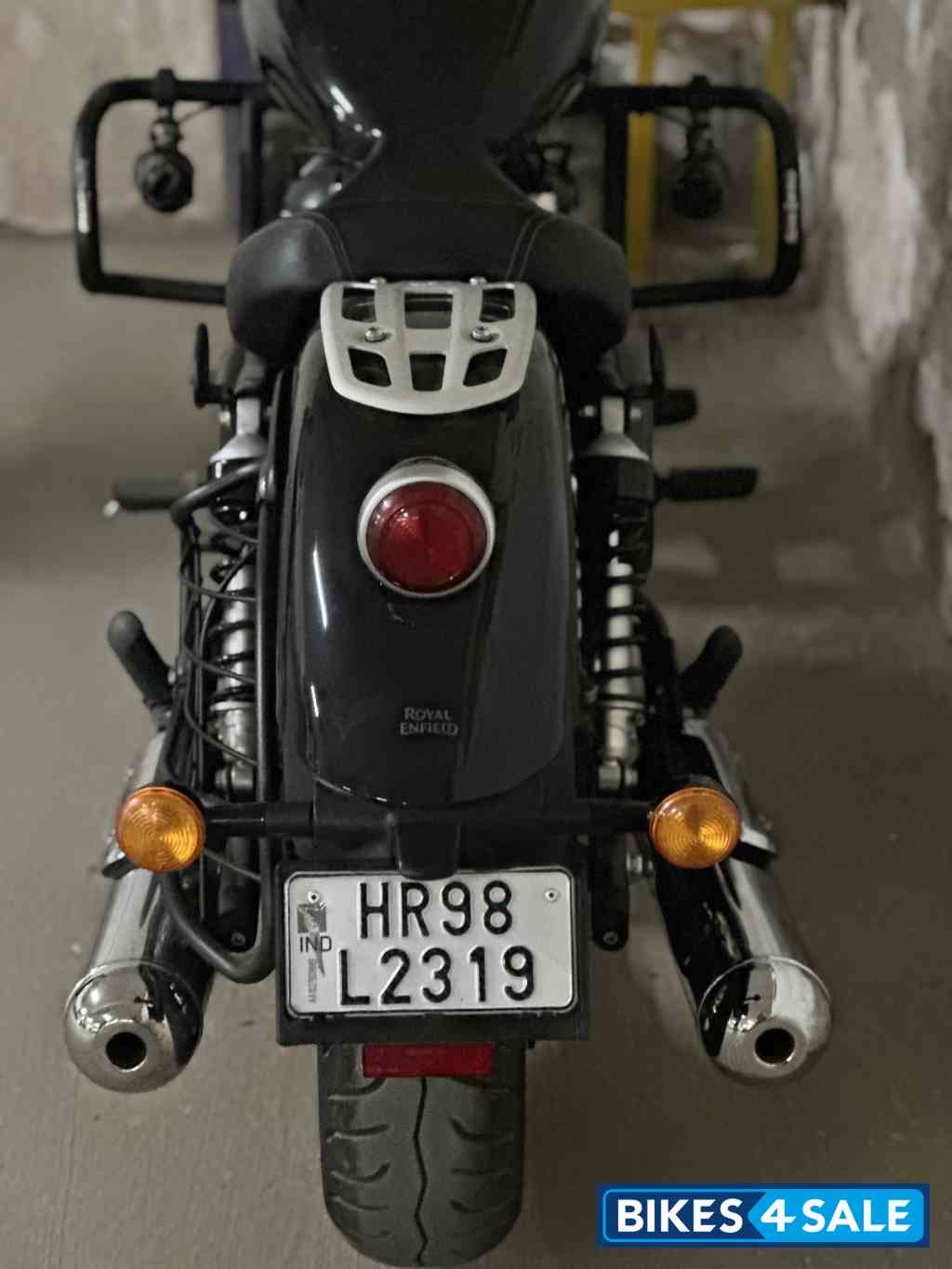 Astral Black Royal Enfield Super Meteor 650 Astral Black Royal Enfield Super Meteor 650