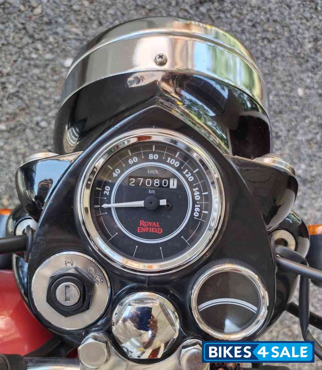 Red Royal Enfield Bullet Standard 350 Red Royal Enfield Bullet Standard 350