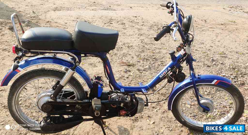 Blue Royal Enfield MOFA Blue Royal Enfield MOFA