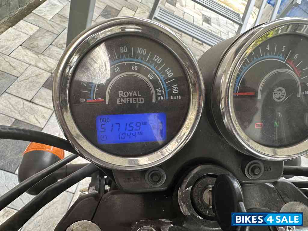 Red And Black Royal Enfield Thunderbird X 350 Red And Black Royal Enfield Thunderbird X 350