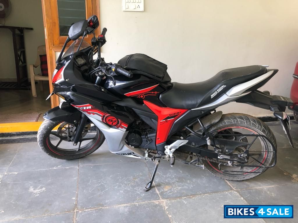 Suzuki Gixxer SF Fi Suzuki Gixxer SF Fi