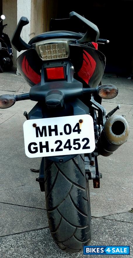 Red/black Hyosung GT250R Red/black Hyosung GT250R