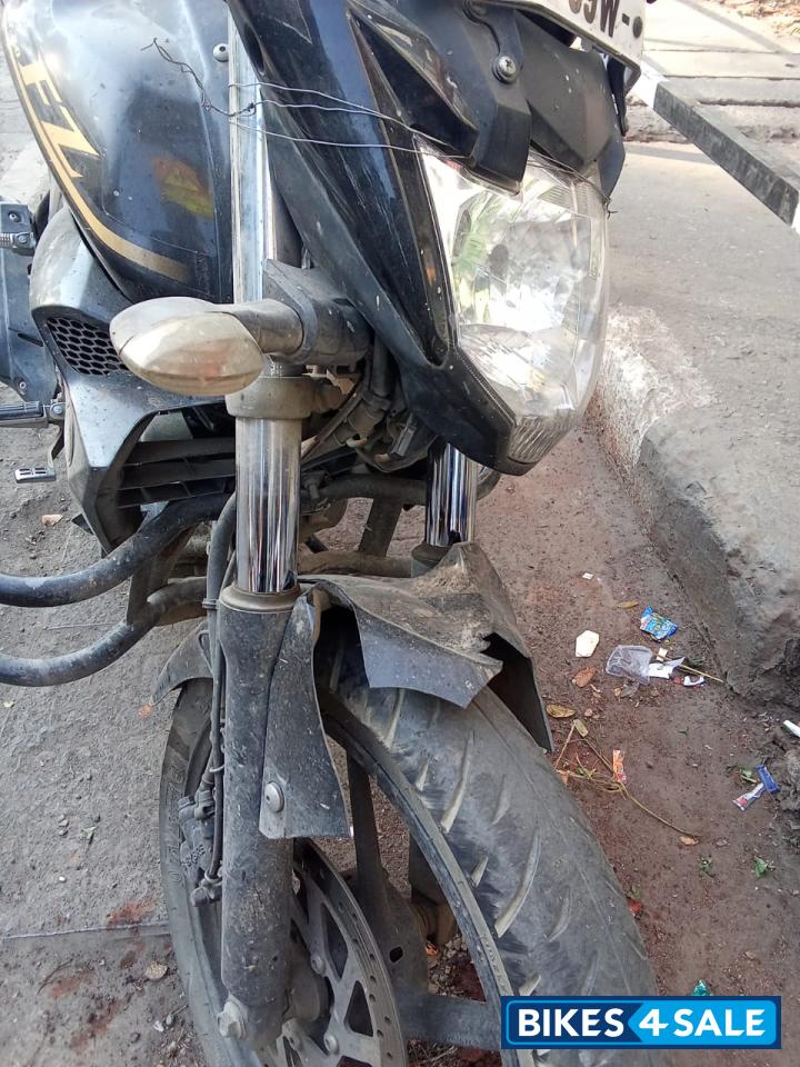 Black Yamaha FZ FI V2 Black Yamaha FZ FI V2