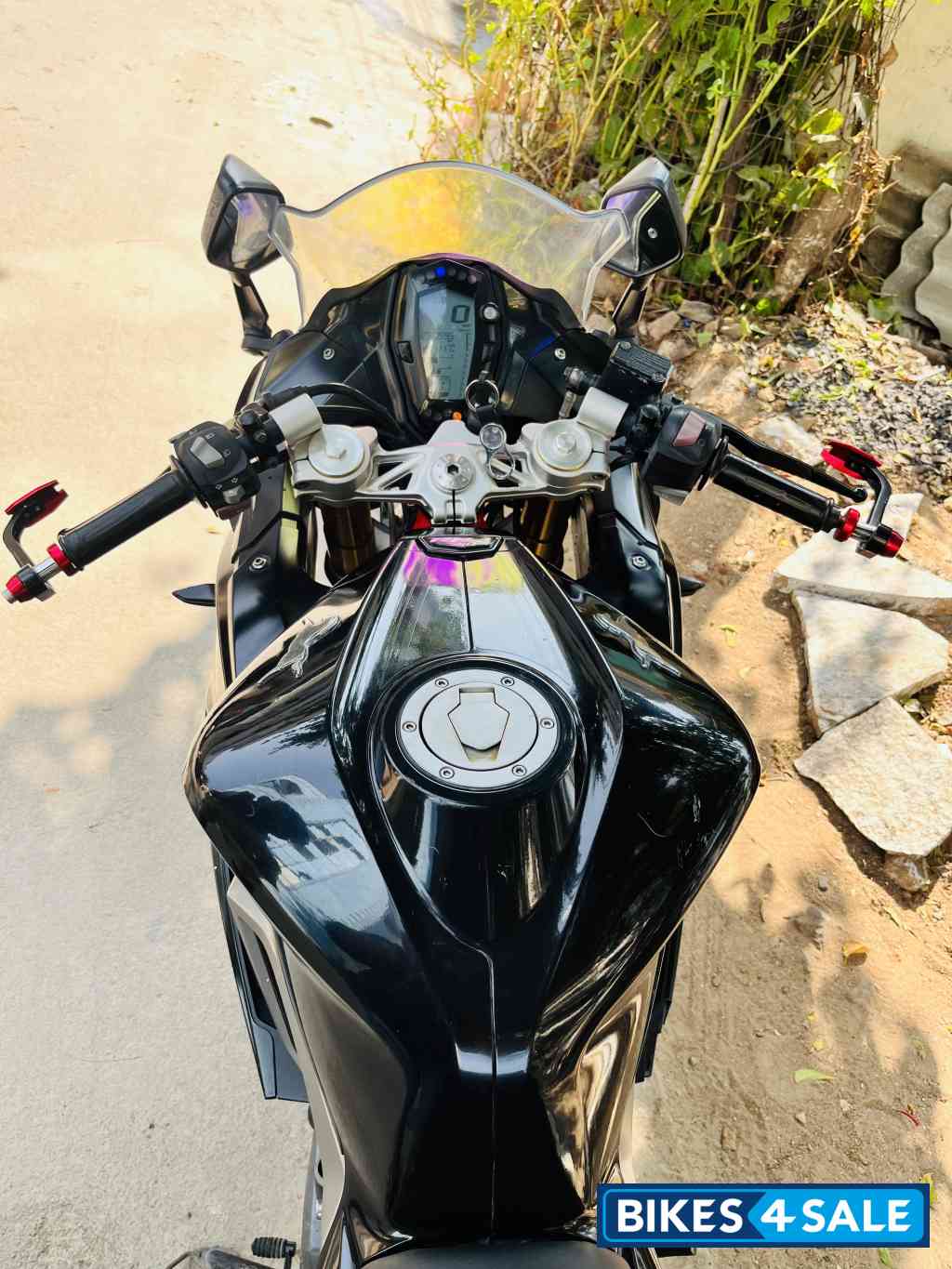 Black TVS Apache RR 310 Black TVS Apache RR 310