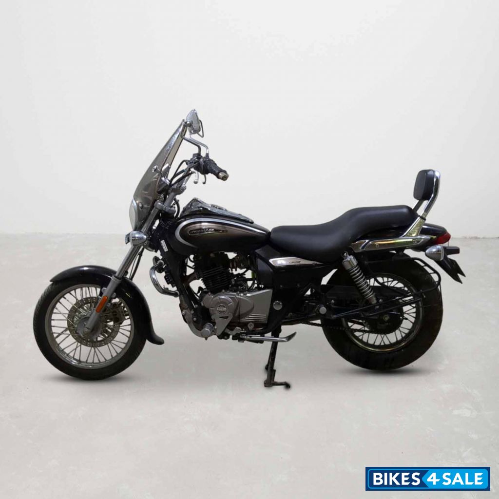 Bajaj Avenger Cruise 220