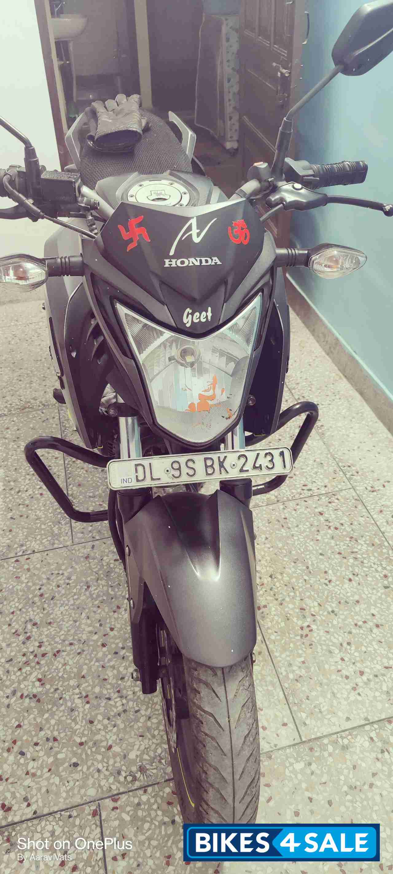 Grey Green Honda CB Hornet 160R ABS Grey Green Honda CB Hornet 160R ABS