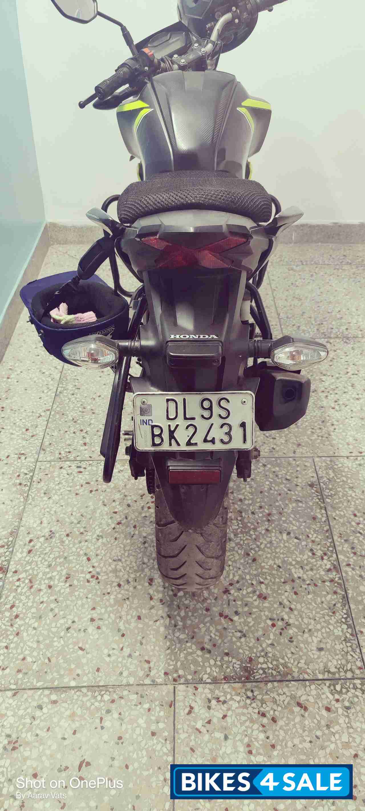 Grey Green Honda CB Hornet 160R ABS Grey Green Honda CB Hornet 160R ABS