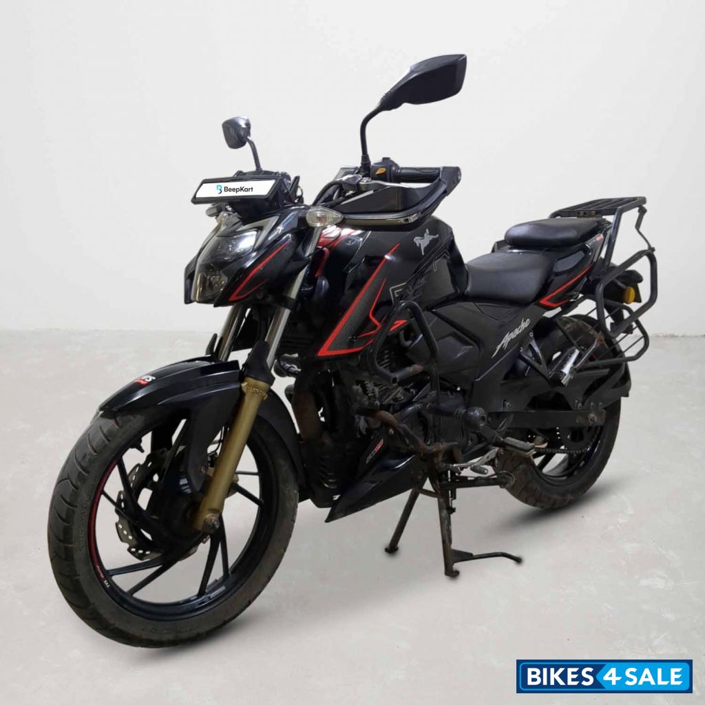 TVS Apache RTR 200 4V