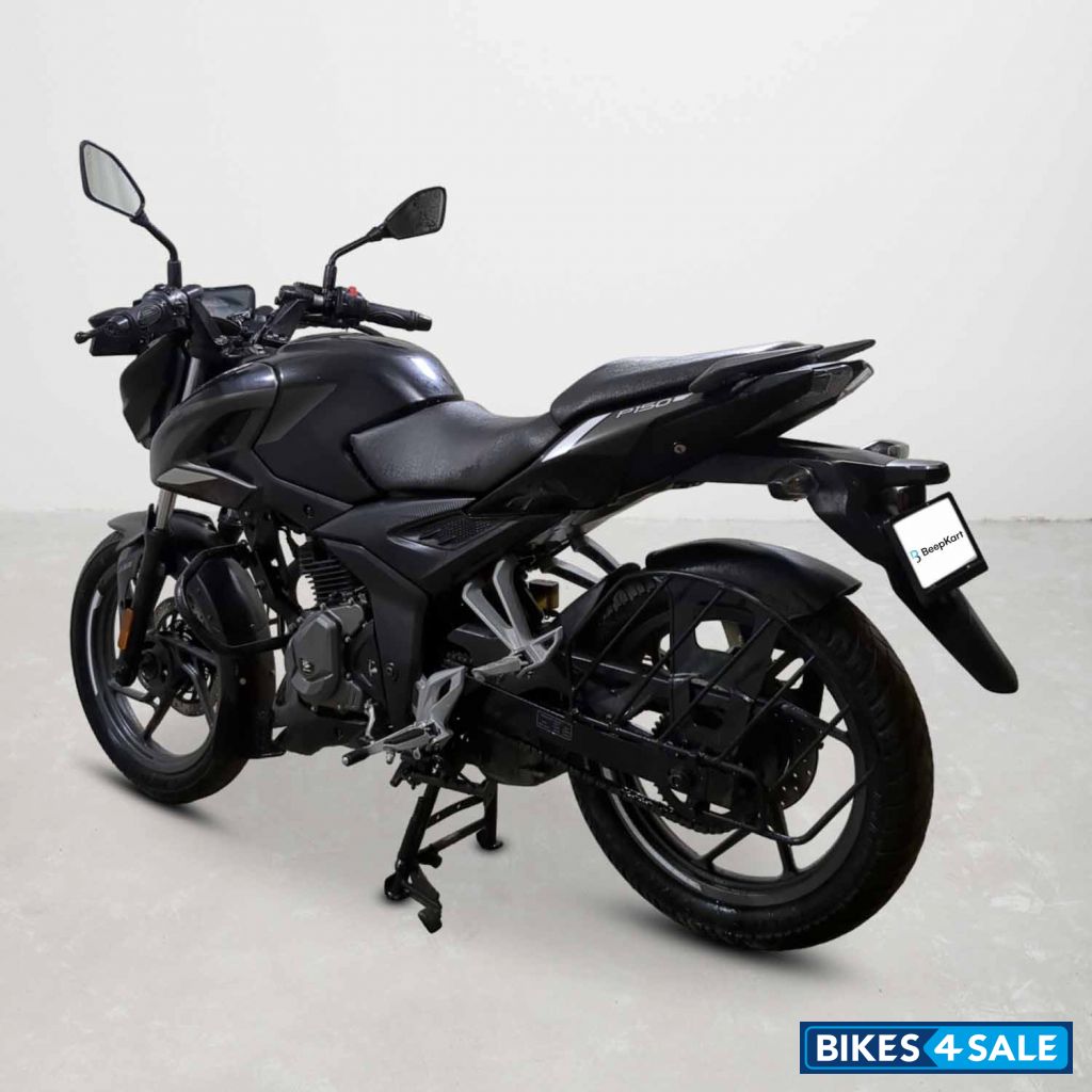 Bajaj Pulsar P150