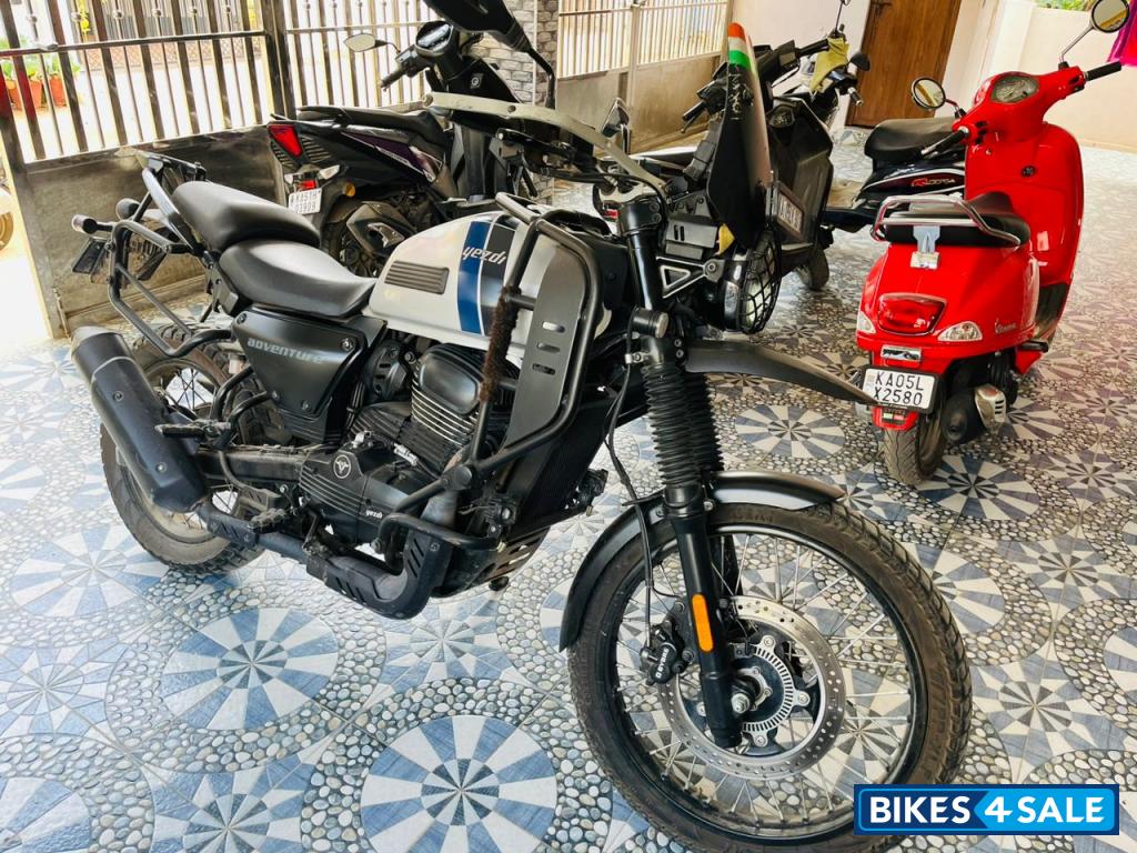 Yezdi Adventure Matte Yezdi Adventure Matte