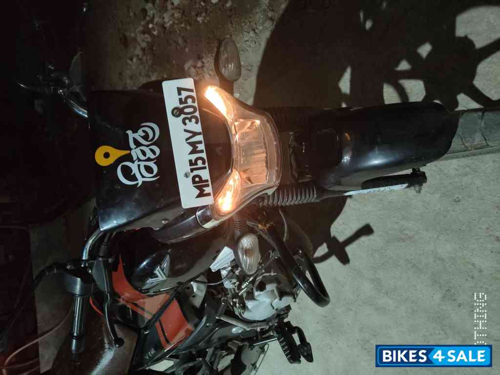 Bajaj V12 Bajaj V12