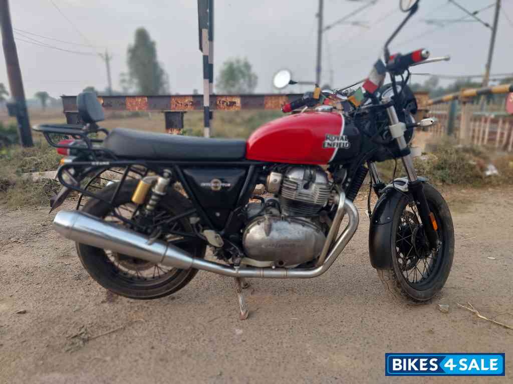 Red Black Royal Enfield Interceptor 650 Twin Red Black Royal Enfield Interceptor 650 Twin
