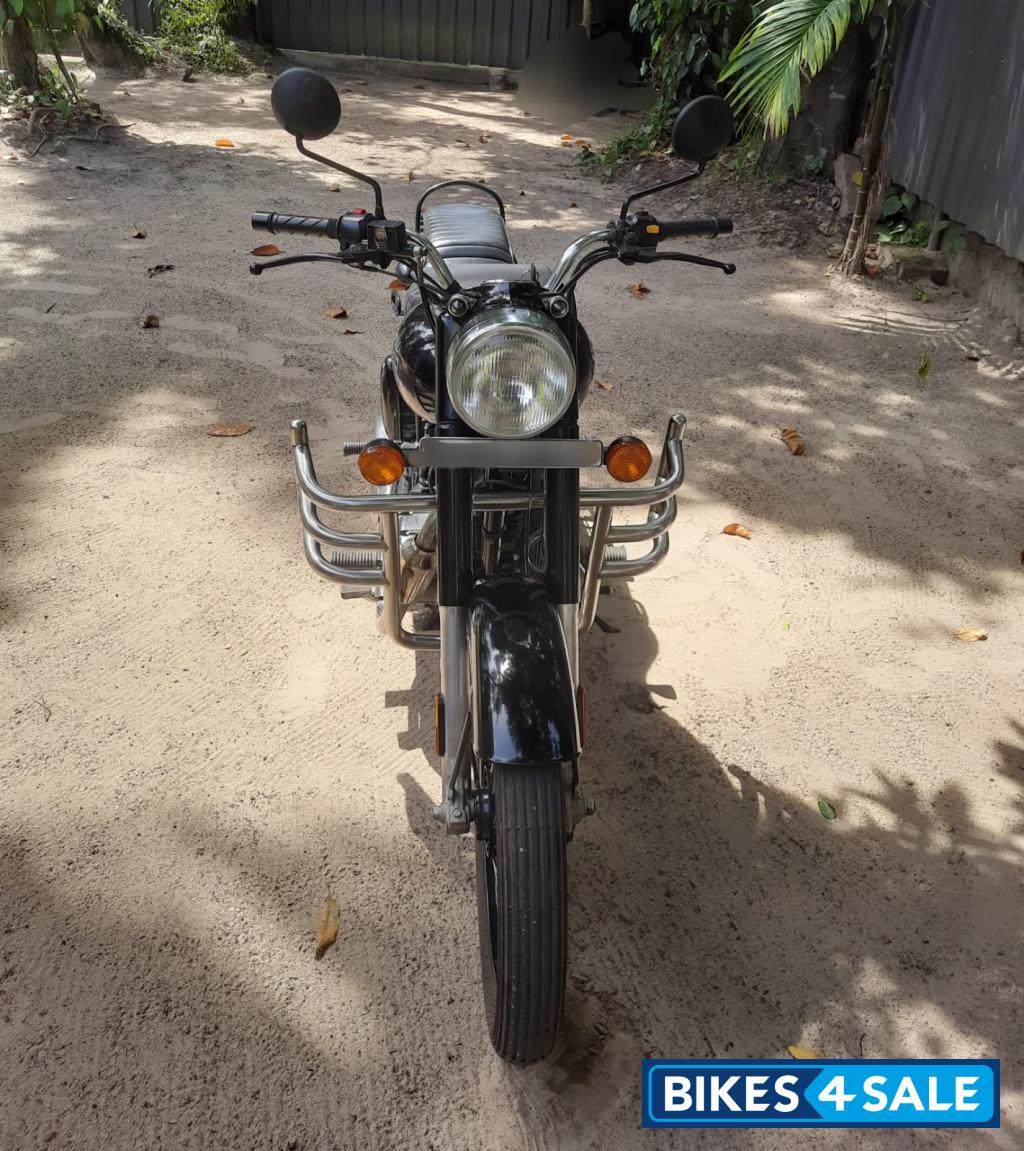 Black Royal Enfield Bullet 350 ES BS6 Black Royal Enfield Bullet 350 ES BS6