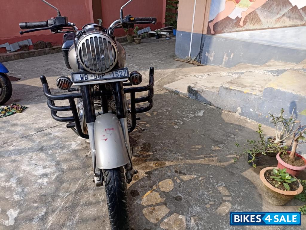 Royal Enfield Classic 350 Royal Enfield Classic 350