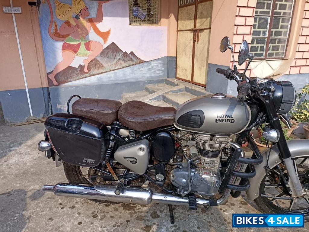 Royal Enfield Classic 350 Royal Enfield Classic 350