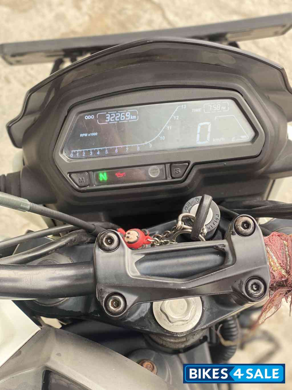 Bajaj Dominar 400 Bajaj Dominar 400