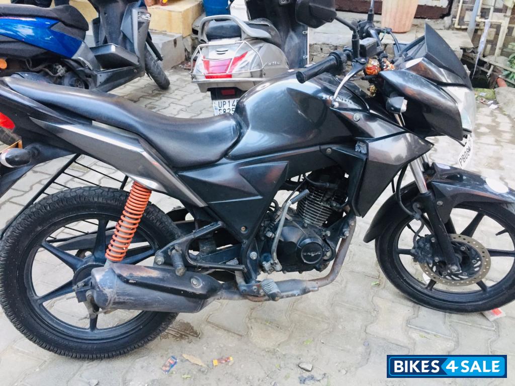 Grey Honda CB Twister Grey Honda CB Twister